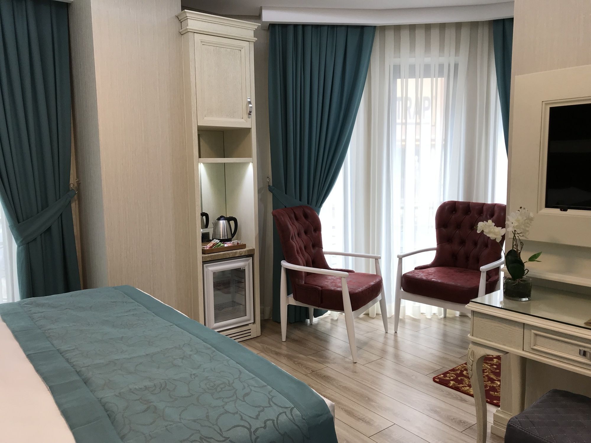 Novelty Hotel Istanbul Exterior foto